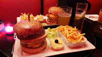 Hamburger du Restaurant américain Indiana Club Maine à Paris - n°14
