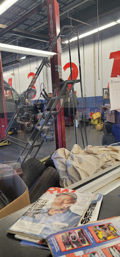 Auto Parts Store «Pep Boys Auto Parts & Service», reviews and photos, 589 W Pike St, Lawrenceville, GA 30045, USA