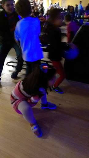 Bowling Alley «Tonawanda Bowling Center», reviews and photos, 574 Young St, Tonawanda, NY 14150, USA