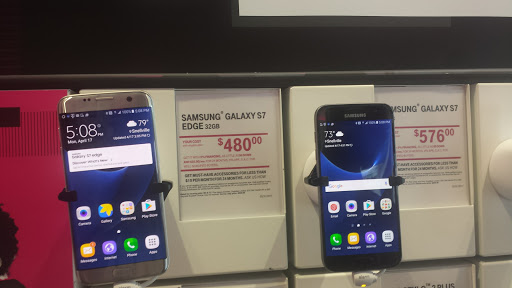 Cell Phone Store «T-Mobile», reviews and photos, 2050 Scenic Hwy N D, Snellville, GA 30078, USA