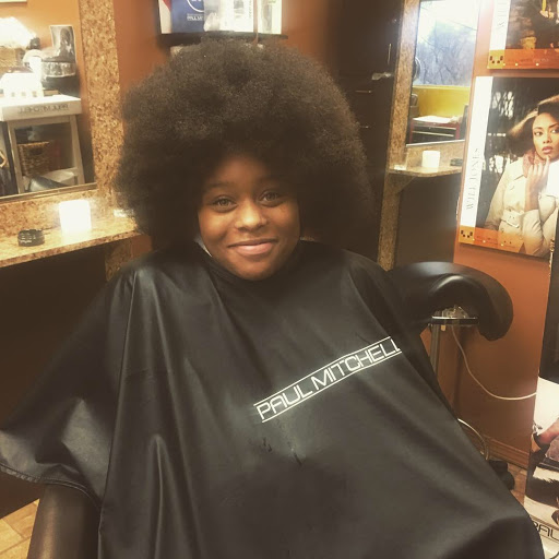 Hair Salon «CinciNatural Center», reviews and photos, 1617 Highland Ave, Cincinnati, OH 45202, USA