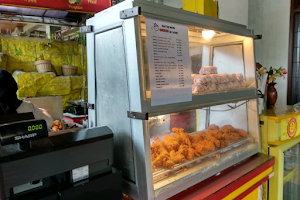 Oishii Fried Chicken Jayagiri image