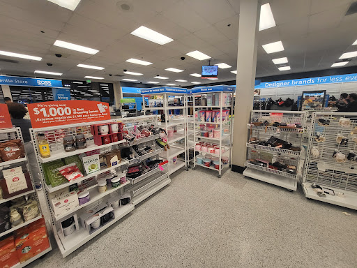 Clothing Store «Ross Dress for Less», reviews and photos, 110 Yorba Linda Blvd, Placentia, CA 92870, USA