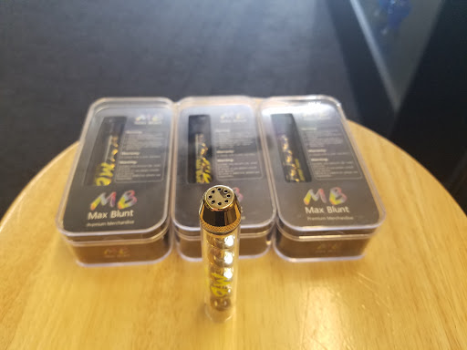 Tobacco Shop «Greedy Grove Smoke Shop #2», reviews and photos, 1917 S Buckner Blvd, Dallas, TX 75217, USA