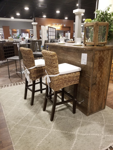 Furniture Store «Living Spaces - Glendale, AZ», reviews and photos, 6767 W Bell Rd, Glendale, AZ 85308, USA