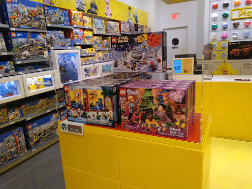 Shopping Mall «Westfield Southcenter», reviews and photos, 2800 Southcenter Mall, Seattle, WA 98188, USA