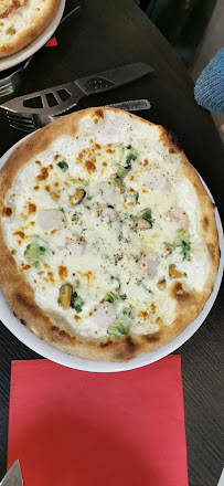 Pizza du Restaurant italien La Tavola à Minihy-Tréguier - n°5