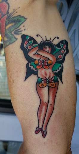 Tattoo Shop «Santa Clarita Tattoo», reviews and photos, 25835 Railroad Ave, Santa Clarita, CA 91350, USA