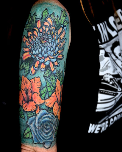 Explore disney couple tattoo ideas, creative tattoo ideas in Saint Petersburg, available at Phoebus Tattoos