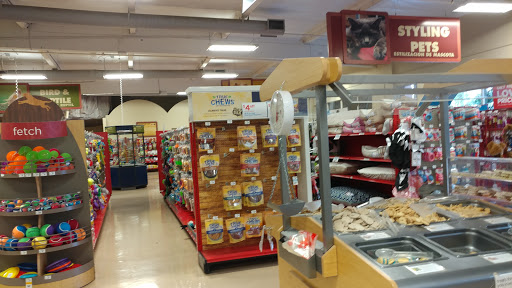 Pet Supply Store «Petco Animal Supplies», reviews and photos, 1050 W Covina Pkwy, West Covina, CA 91790, USA