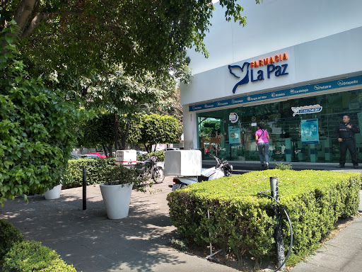 Información y opiniones sobre Farmacia la Paz de Guadalajara, Jalisco, México