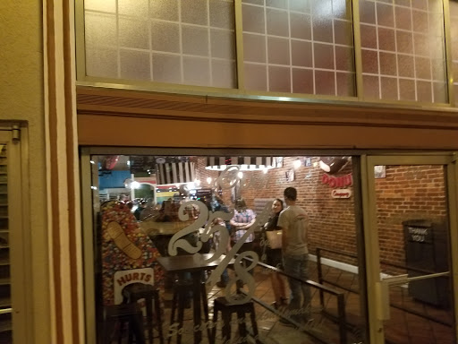 Donut Shop «Hurts Donut Company», reviews and photos, 320 Park Central W, Springfield, MO 65806, USA