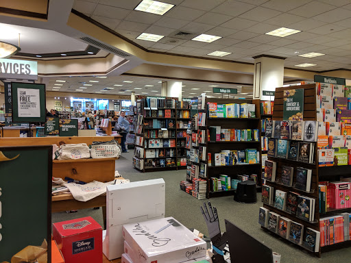 Book Store «Barnes & Noble», reviews and photos, 6134 S Westnedge Ave, Portage, MI 49002, USA