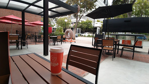 Shopping Mall «Shops On Lake Avenue», reviews and photos, 345 S Lake Ave, Pasadena, CA 91101, USA