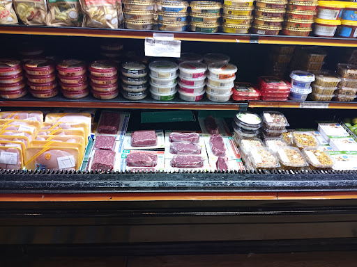 Gourmet Grocery Store «Garden Gourmet Market», reviews and photos, 1130 N Ashland Ave, Chicago, IL 60622, USA