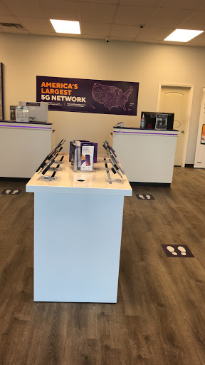 Cell Phone Store «MetroPCS Authorized Dealer», reviews and photos, 4711 Troost Ave, Kansas City, MO 64110, USA