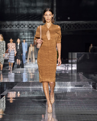 Clothing Store «Burberry», reviews and photos, 450 Nichols Rd, Kansas City, MO 64112, USA