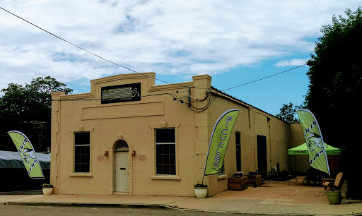 The Hub, 11 Grandview St, Huntington, NY 11743, USA, 