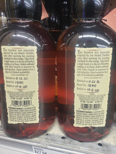 Wine Store «Silver Spirits State Liquor Store», reviews and photos, 1482 N Portage Path, Akron, OH 44313, USA