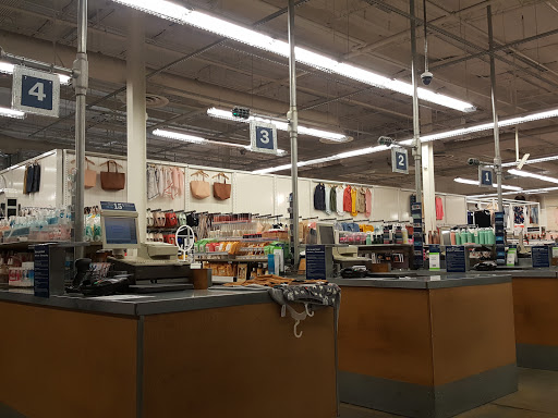 Clothing Store «Old Navy», reviews and photos, 1949 E Camelback Rd, Phoenix, AZ 85016, USA