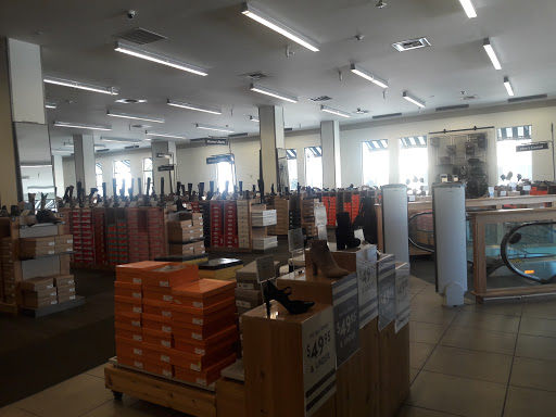 Shoe Store «DSW Designer Shoe Warehouse», reviews and photos, 300 E Colorado Blvd #250, Pasadena, CA 91101, USA