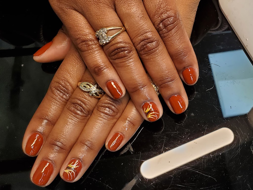 LUXXE Nails & Spa 02026