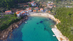 St. George beach'in fotoğrafı küçük koy ile birlikte