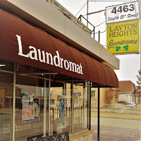 Layton Heights Laundromat - Photo 4 - Car repair in Milwaukee, WI, Milwaukee