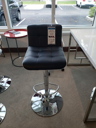 Furniture Store «Rooms To Go & Rooms To Go Kids Furniture Store - Miami International (Doral)», reviews and photos, 10623 NW 12th St, Doral, FL 33172, USA