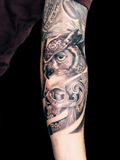 Explore deer head tattoo ideas, creative tattoo ideas in Fort Lauderdale, available at Bad Habits Tattoos & Laser Tattoo Removal