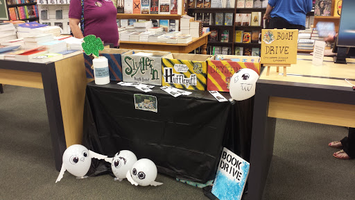 Book Store «Barnes & Noble», reviews and photos, 4478 Electric Rd, Roanoke, VA 24018, USA