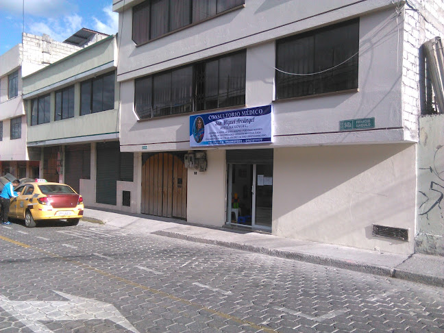 Opiniones de Consultorio Medico San Miguel Arcángel en Quito - Médico