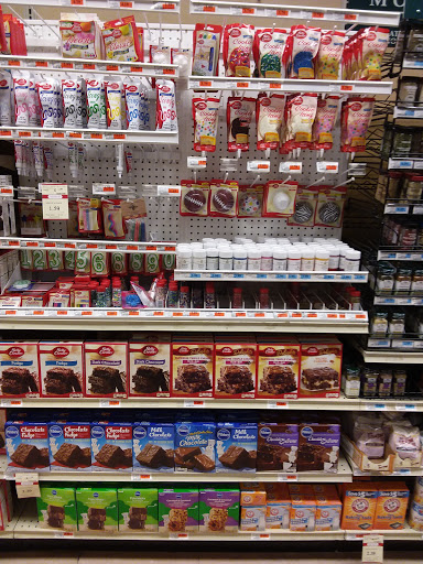 Grocery Store «Bales Cedar Mill Market Place», reviews and photos, 12675 NW Cornell Rd, Portland, OR 97229, USA