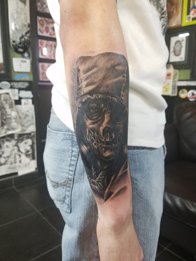 Explore elbow tattoo ideas female, creative tattoo ideas in Albuquerque, available at Por Vida Tattoo