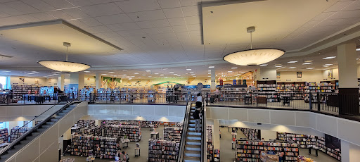 Book Store «Barnes & Noble», reviews and photos, 301 NE Northgate Way, Seattle, WA 98125, USA