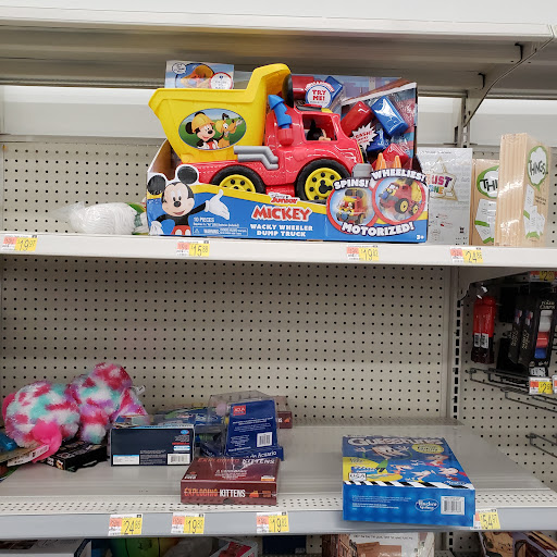 Discount Store «Walmart», reviews and photos, 900 Boston Post Rd, Guilford, CT 06437, USA