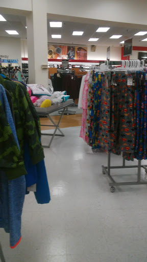 Department Store «T.J. Maxx», reviews and photos, 239 Memorial Ave, West Springfield, MA 01089, USA