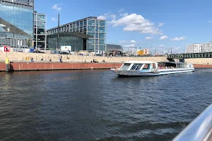 Historic City Cruise - Weidendamm Pier image