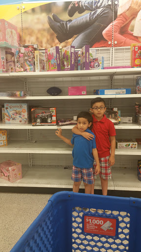 Clothing Store «Ross Dress for Less», reviews and photos, 4919 E 41st St, Tulsa, OK 74135, USA