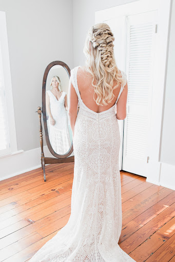 Hair Salon «Salon Fringe», reviews and photos, 106 N Water St Suite 105, Wilmington, NC 28401, USA