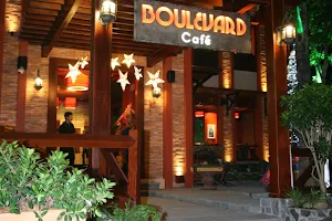 Boulevard Café image