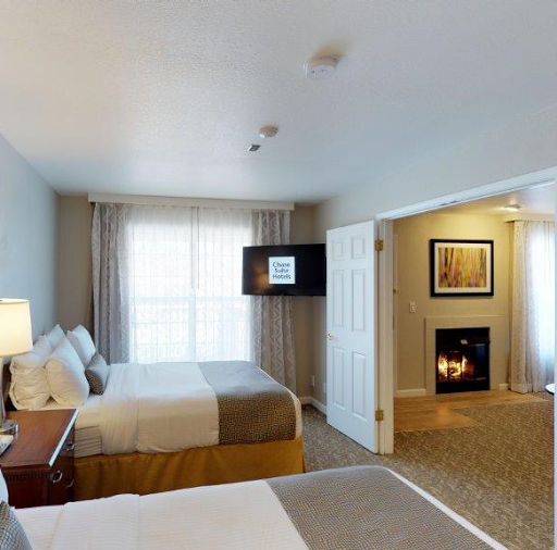 Chase Suite Hotel Newark Fremont image