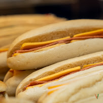 Sandwich du Restaurant végétalien VEGANISSIM INCROYABLE MAIS VEGAN ! 100% VEGAN à Paris - n°2