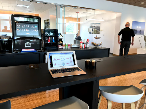 Car Dealer «Patrick Dealer Group», reviews and photos, 526 Mall Dr, Schaumburg, IL 60173, USA