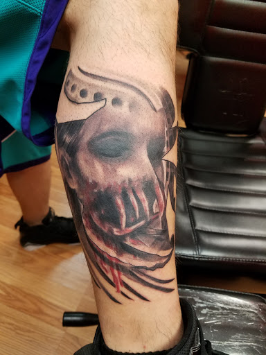 Tattoo Shop «Bad Habits Tattoo Studio», reviews and photos, 1502 Callaghan Rd, San Antonio, TX 78228, USA