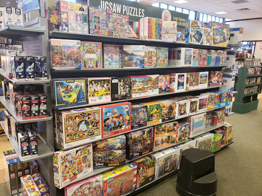 Book Store «Barnes & Noble», reviews and photos, 5380 US-14, Crystal Lake, IL 60014, USA