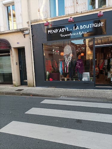 Magasin de vêtements pour femmes Pend'àsyl La Boutique Montendre