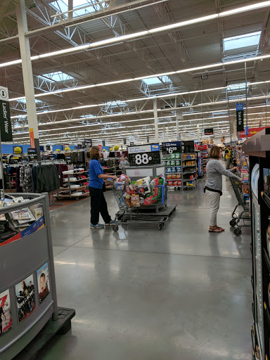 Discount Store «Walmart», reviews and photos, 6501 Veterans Memorial Pkwy, Crestwood, KY 40014, USA