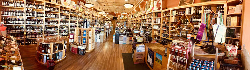 Liquor Store «Southgate Liquor Store», reviews and photos, 4908 Merrick Rd, Massapequa Park, NY 11762, USA