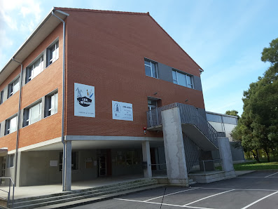 Centro de Educación de Personas Adultas de El Astillero Calle Nemesio Mercapide.º 5, Nemesio Mecapide, 5, 39610 Astillero, Cantabria, España